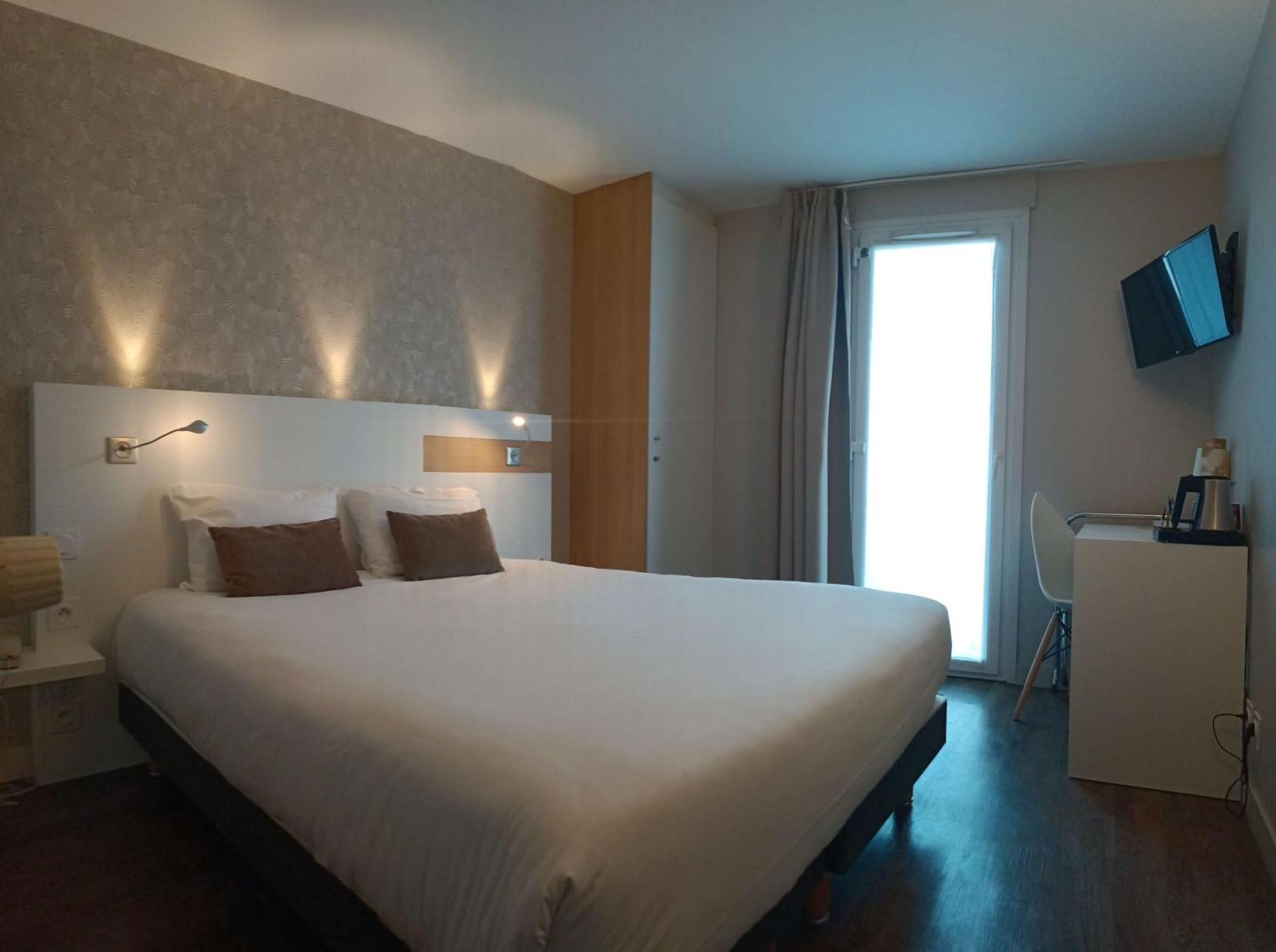 Brit Hotel Les Alizes Pornic Exterior foto