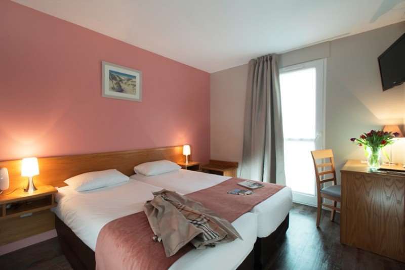 Brit Hotel Les Alizes Pornic Quarto foto