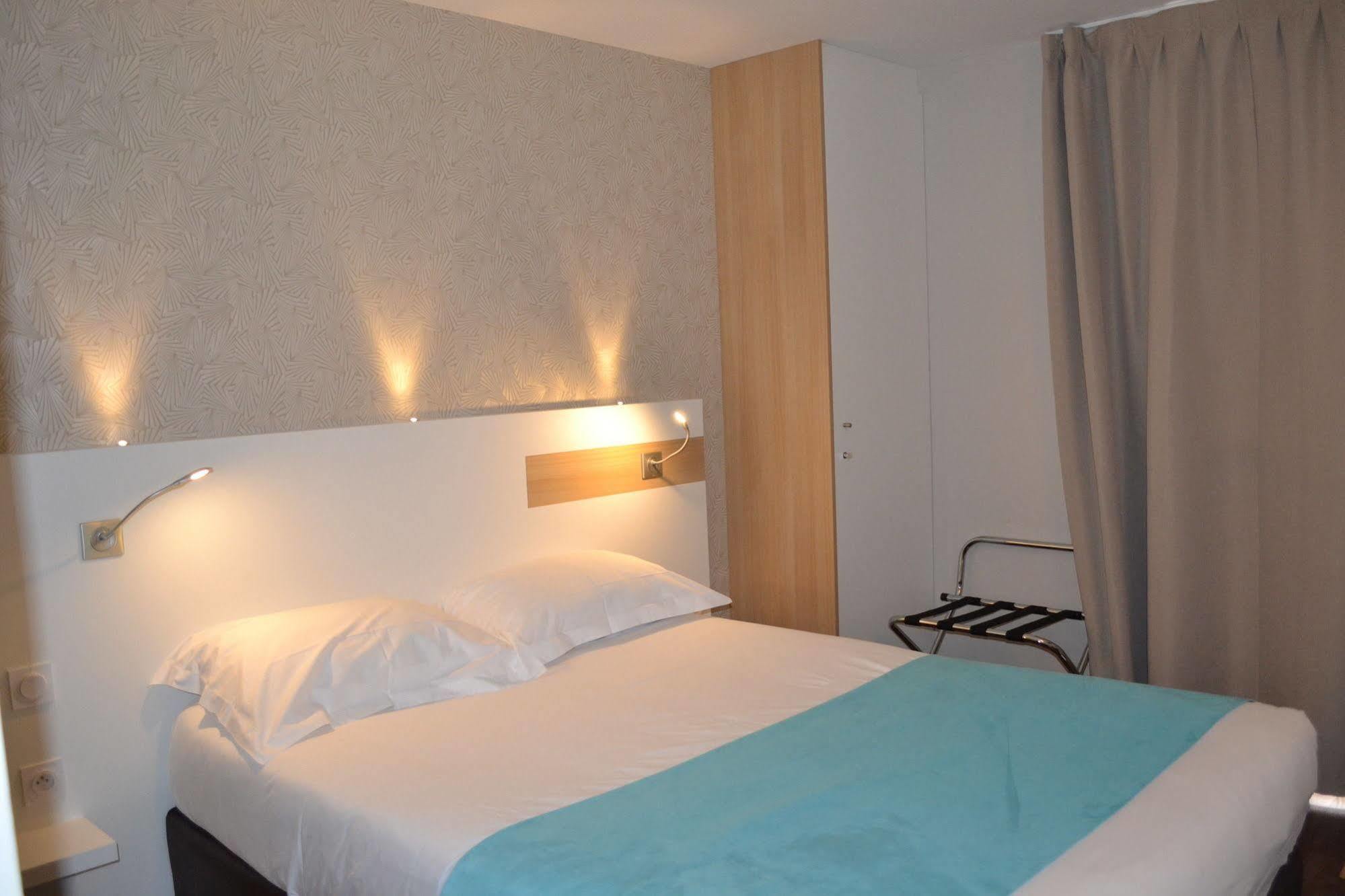 Brit Hotel Les Alizes Pornic Exterior foto